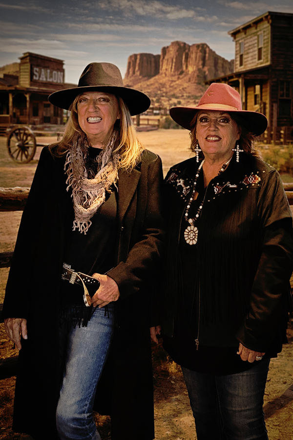 Shirley and Laurie ready to go to play at the Salon!